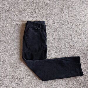 Chaps corduroy jeans size 10P. 98% Cotton, 2% Elastine.